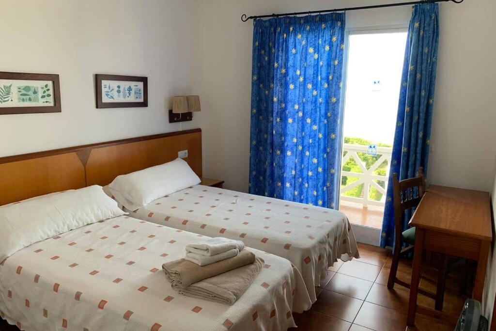 Apartamento En Playa Santo Tomas 1-5 Es Migjorn Gran Extérieur photo