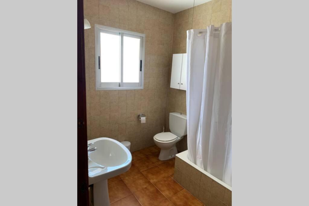 Apartamento En Playa Santo Tomas 1-5 Es Migjorn Gran Extérieur photo